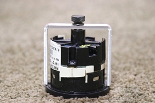USED FREIGHTLINER COOLANT TEMP W22-00006-017 DASH GAUGE MOTORHOME PARTS FOR SALE