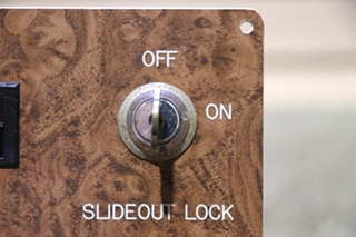 USED WATER HEATER / SLIDEOUT SWITCH & KEY PANEL DM404 RV/MOTORHOME PARTS FOR SALE