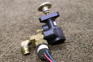 USED RV 9366490120 MERITOR WABCO EMERGENCY PARKING BRAKE SWITCH FOR SALE