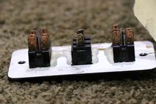 USED VISOR / MAP / VISOR 3 SWITCH PANEL A8992BL RV/MOTORHOME PARTS FOR SALE