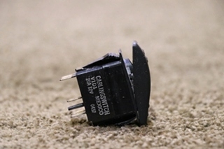 USED RV V1D1 ON / OFF RETARDER DASH SWITCH FOR SALE