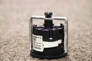 USED RV/MOTORHOME FREIGHTLINER OIL PRESS W22-00005-017 FOR SALE